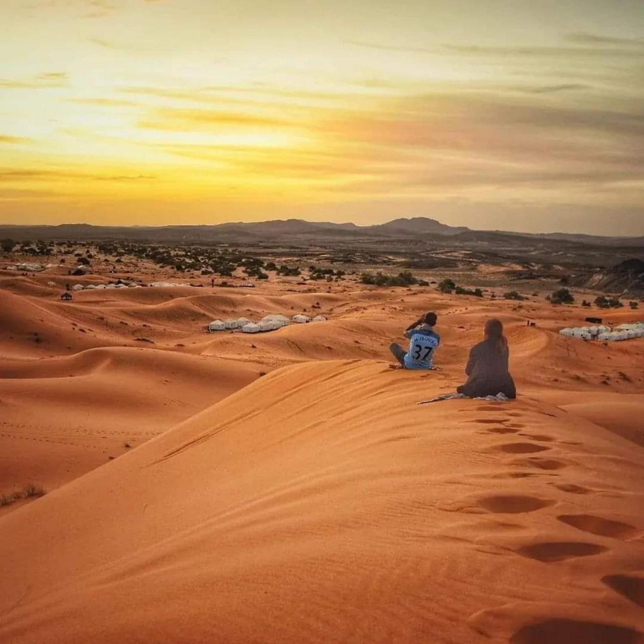 Merzouga Horizon Luxury Camp Zewnętrze zdjęcie